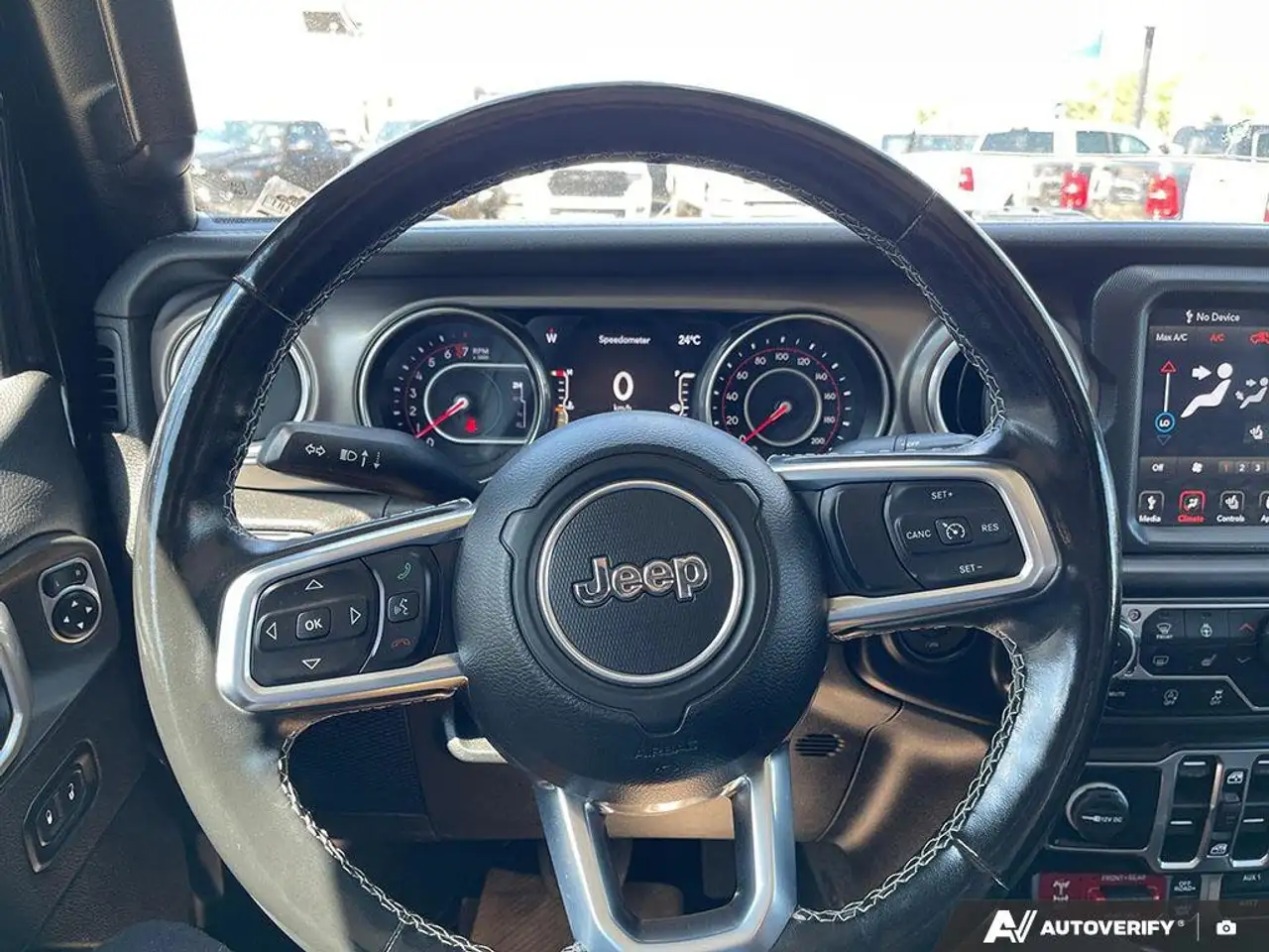 Jeep Gladiator photo Jeep Gladiator
