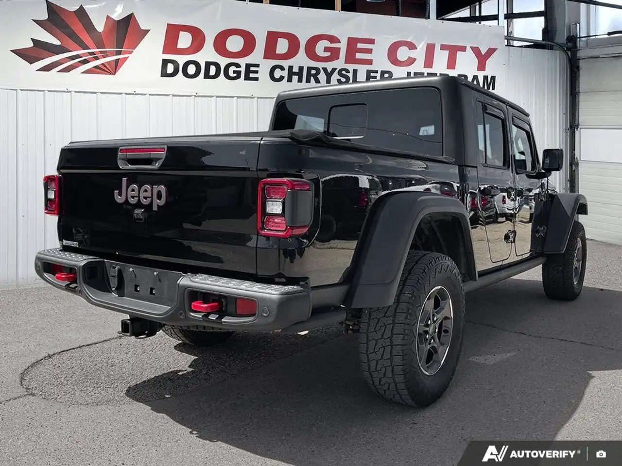 Jeep Gladiator photo Jeep Gladiator