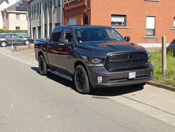 Ram 1500 V8 HEMI