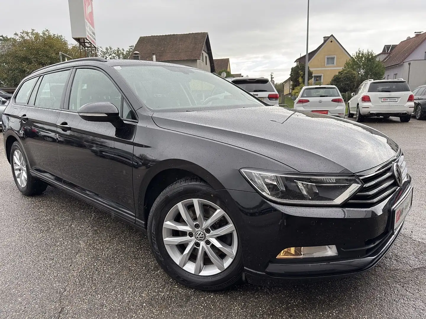 Volkswagen Passat Variant 2,0 TDI SCR Noir - 1
