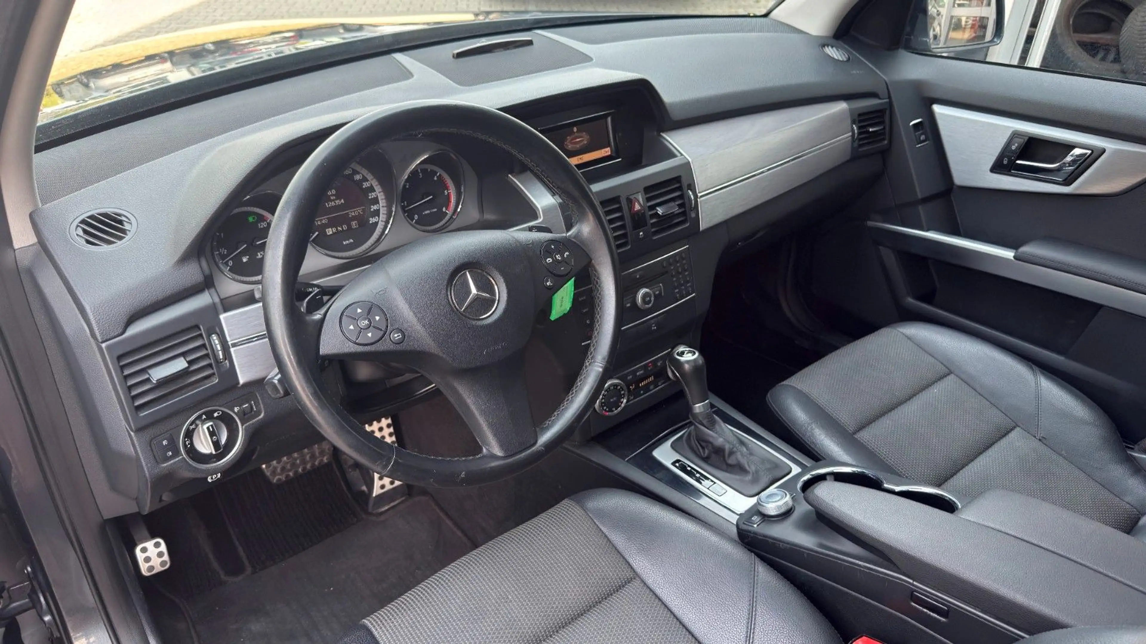 Mercedes-Benz GLK 220 CDI BE 4Matic Aut. LEDER+PANO+NAVI+AHK — photo 9