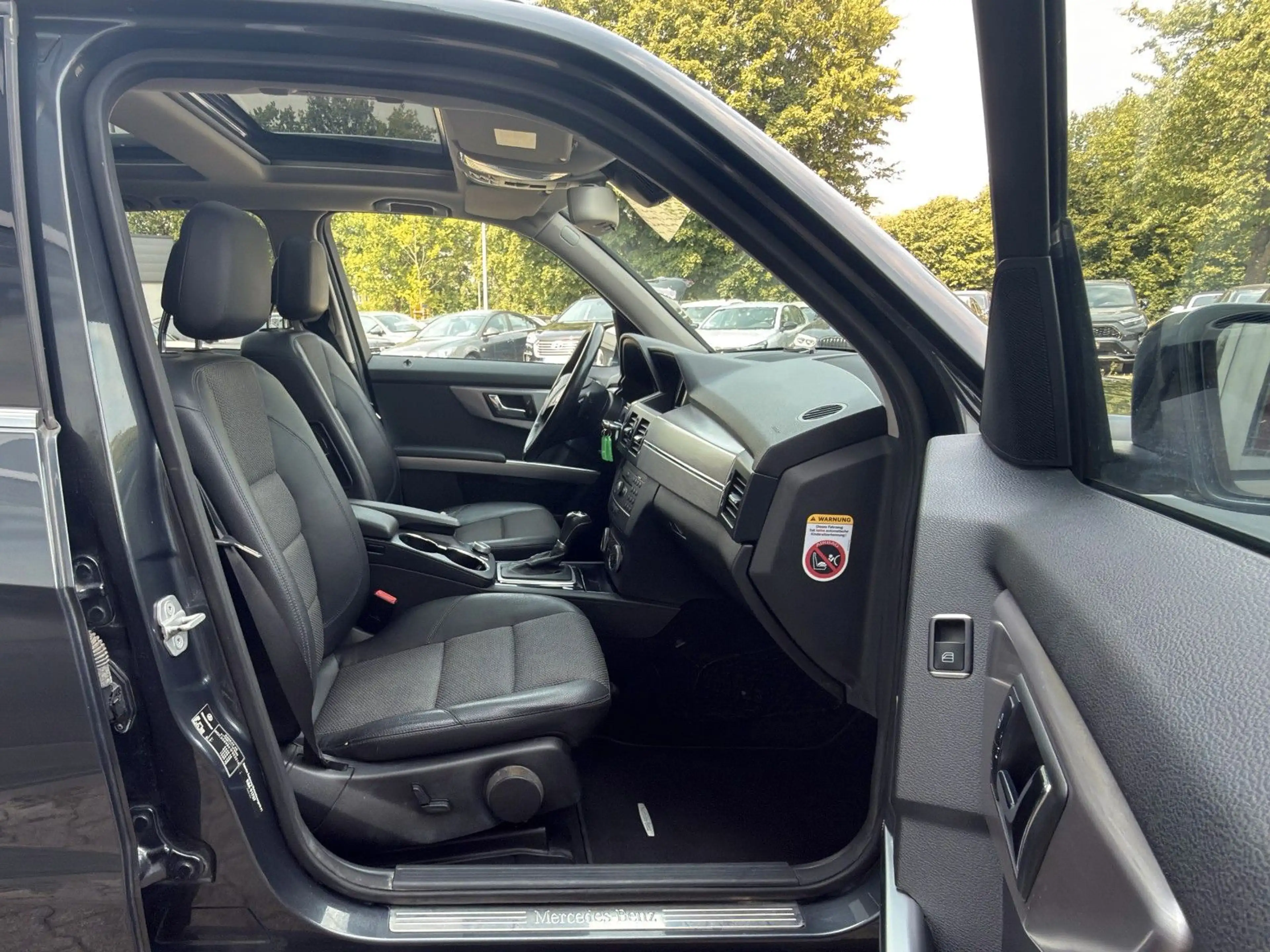 Mercedes-Benz GLK 220 CDI BE 4Matic Aut. LEDER+PANO+NAVI+AHK — photo 20