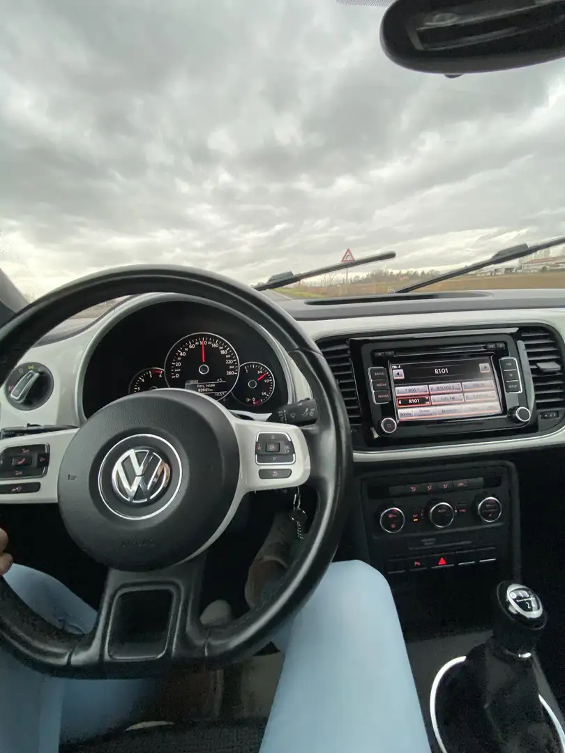 Volkswagen Beetle 1.6 tdi Design 105 cv - 2