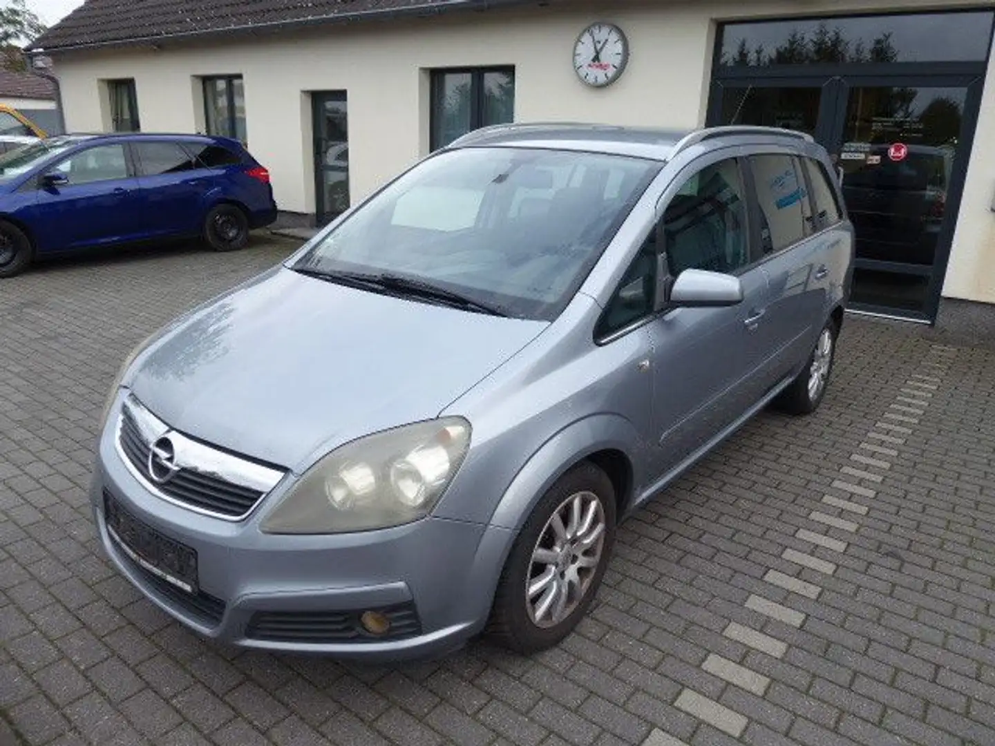 Opel Zafira B Edition Srebrny - 2