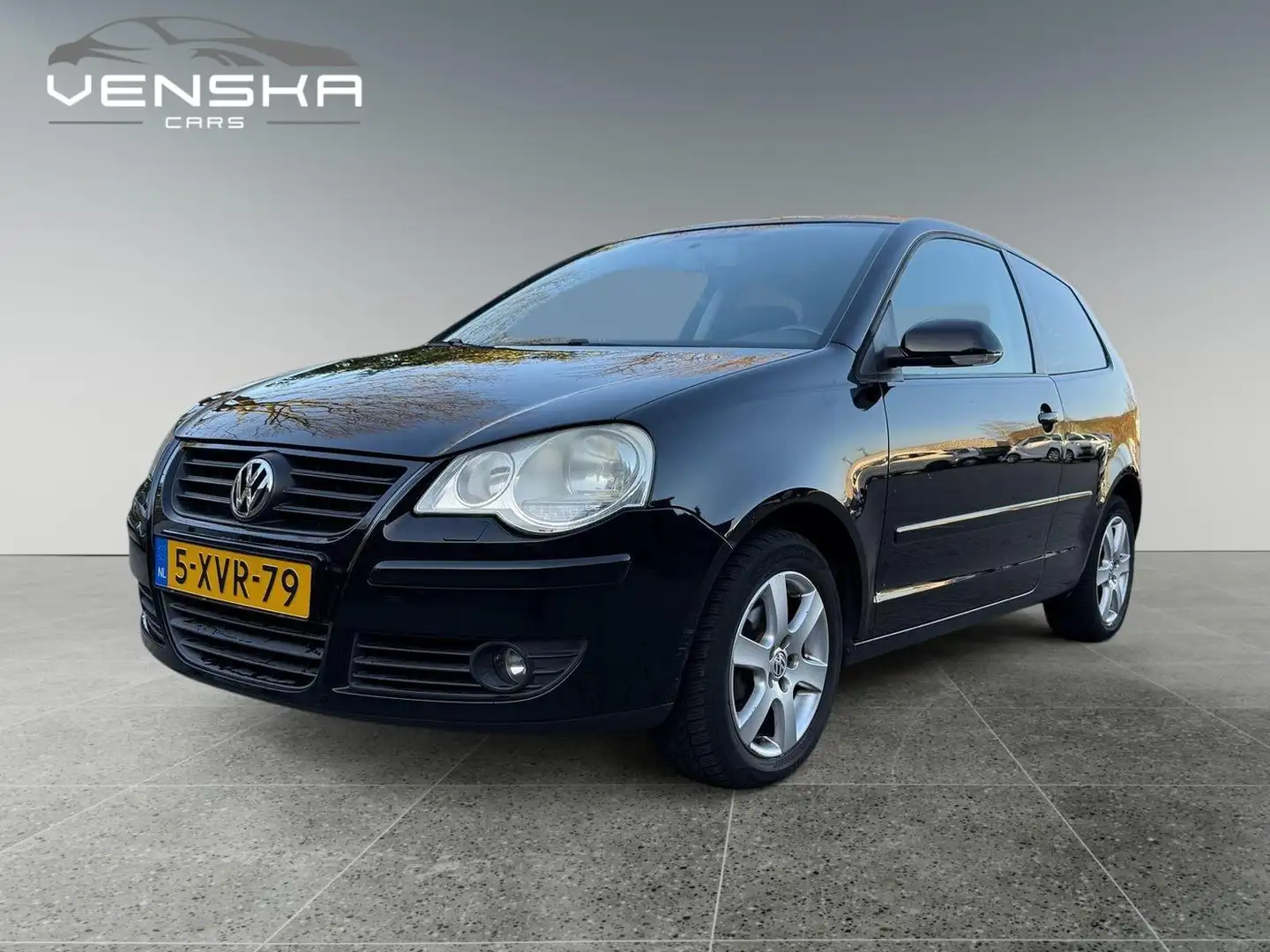Volkswagen Polo 1.2 Trendline Noir - 1