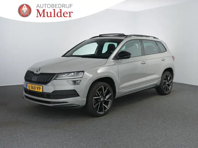 Skoda Karoq 1.5 TSI ACT Sportline Business | Pano | Winterpakk
