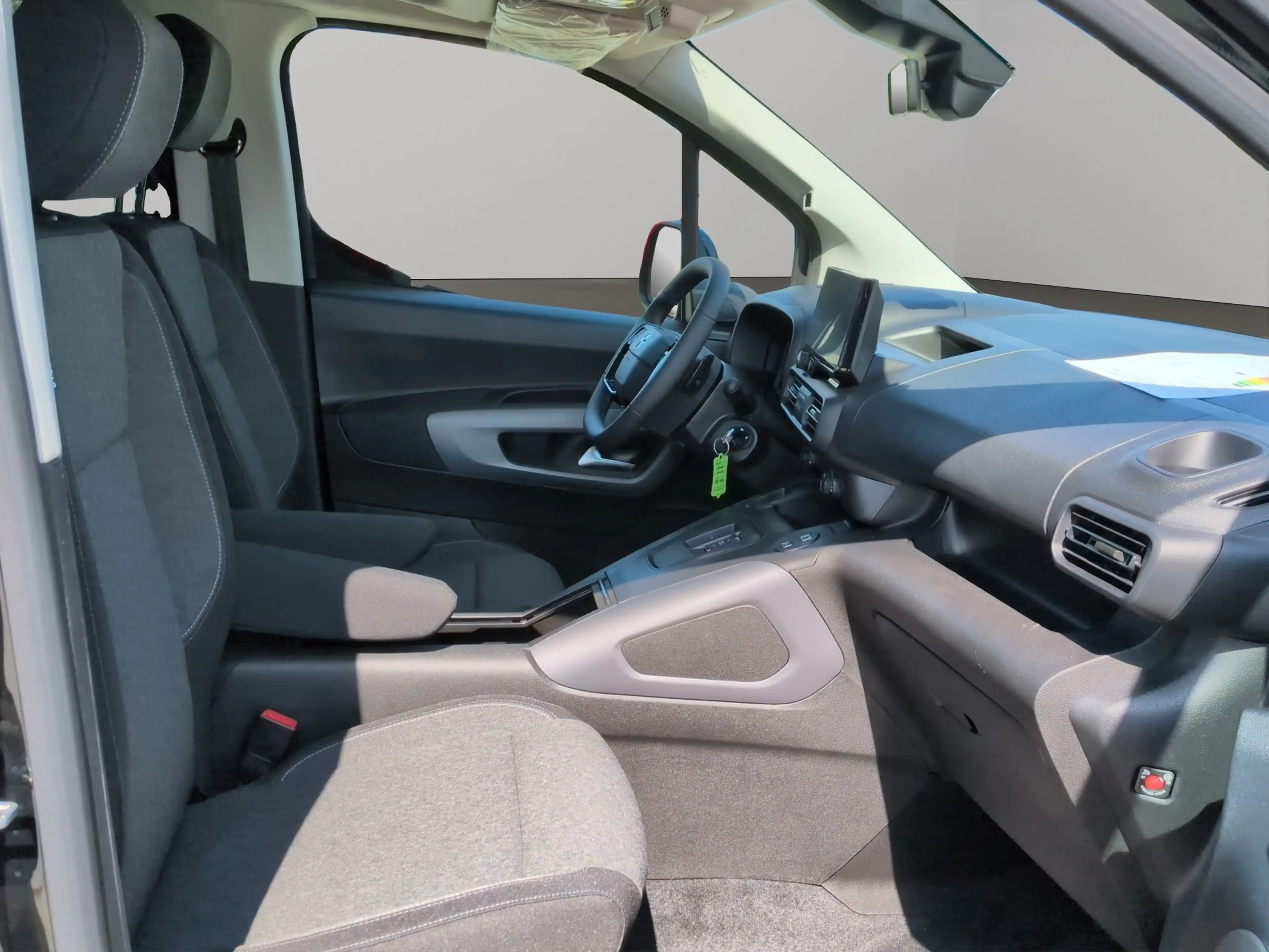 Opel Combo Life Combo 1.5 D Edition XL+Navi+Rückfahrkamera — photo 14