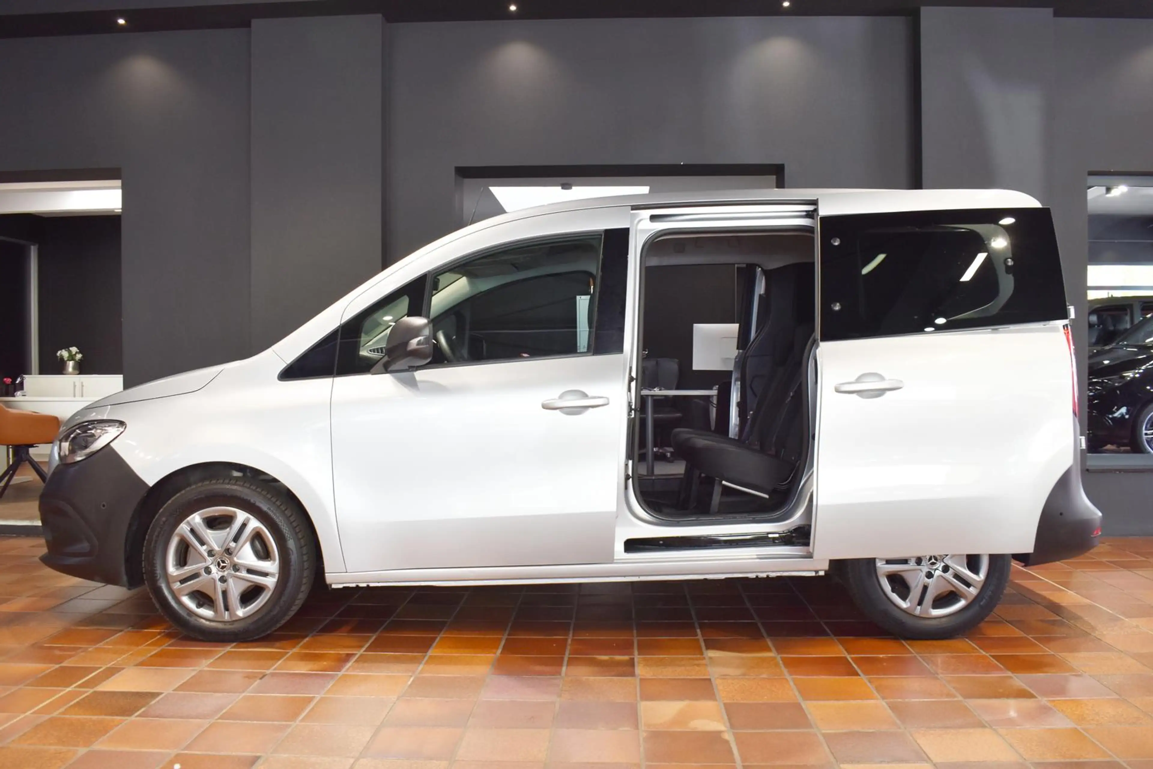 Mercedes-Benz Citan TOURER 110 CDI 5-SITZE 2x SCHIEBETÜR TEMPOMAT AHK- — photo 7