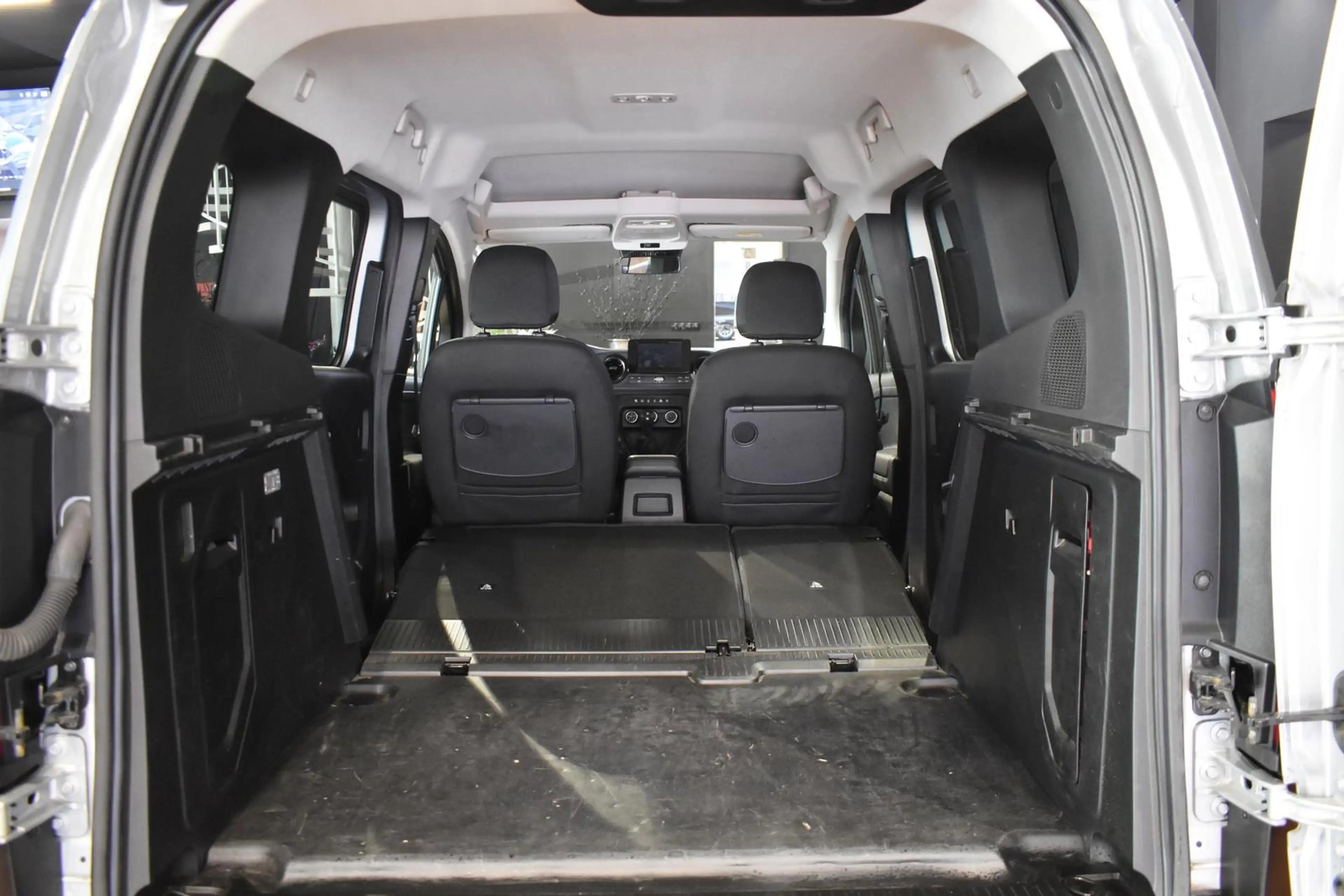 Mercedes-Benz Citan TOURER 110 CDI 5-SITZE 2x SCHIEBETÜR TEMPOMAT AHK- — photo 13