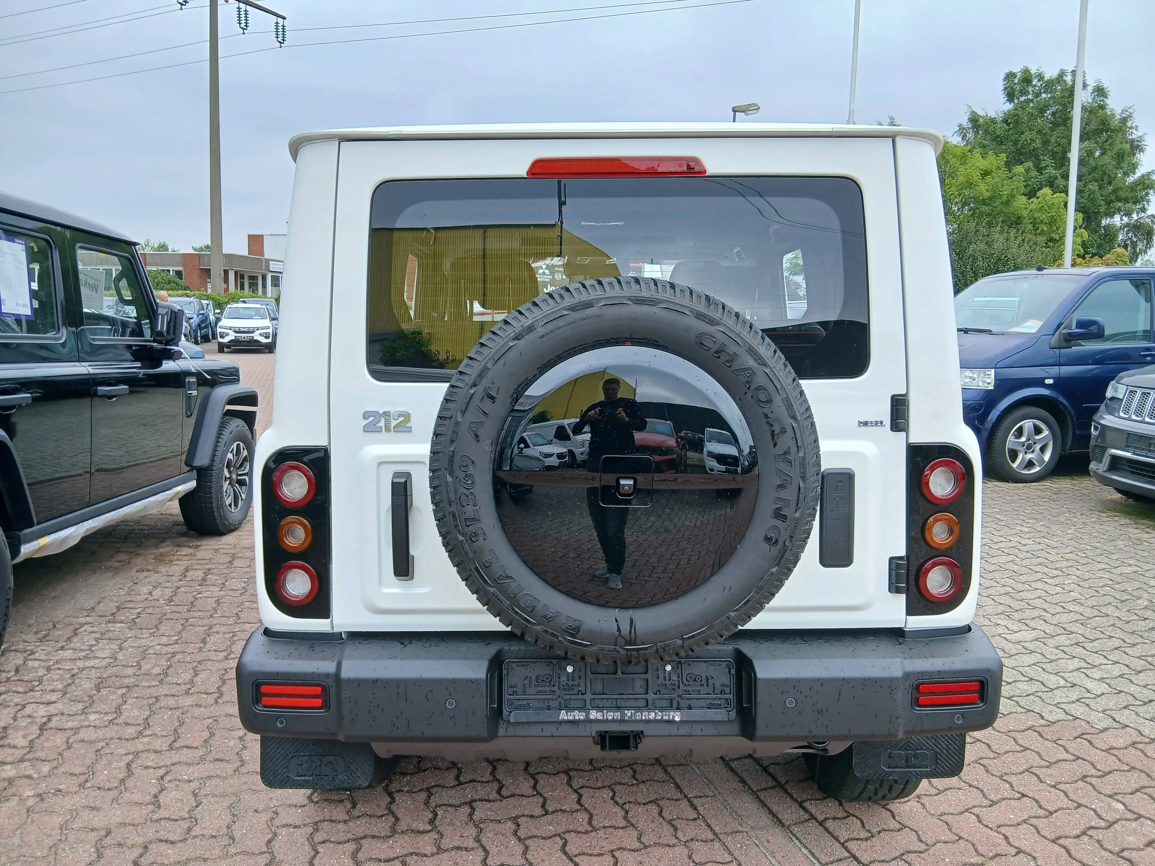 BAW 212 BAW 212* SOFORT VERFÜGBAR! Allrad*Leder*Kamera uvm. — photo 6
