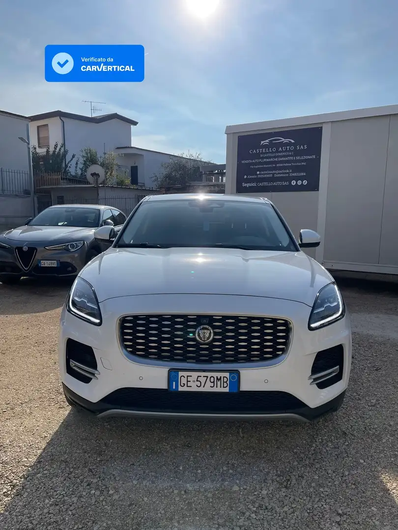 Jaguar E-Pace E-Pace 2.0d i4 mhev R-Dynamic S awd 163cv auto Bianco - 2