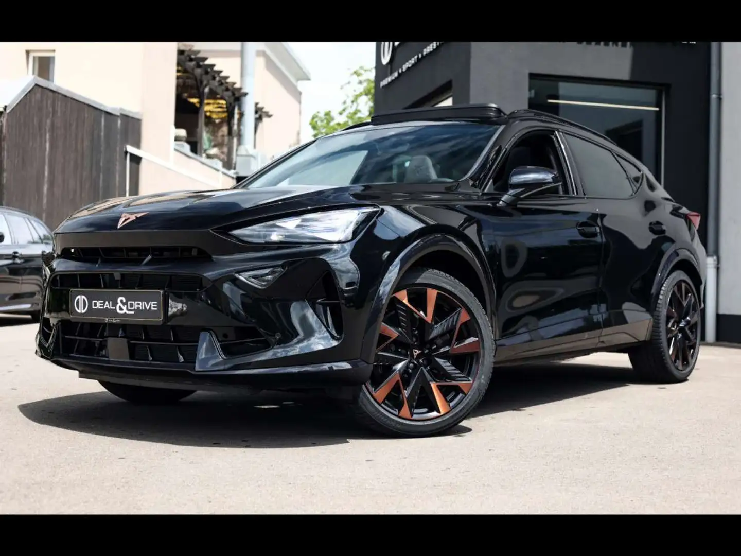 CUPRA Formentor VZ 2.0 TSI 333 DSG7 4DSKYLINEKAM19\u0027\u0027KEYLESS Zwart - 1