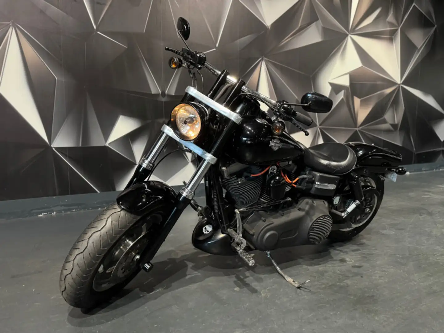 Harley-Davidson Dyna Fat Bob DYNA FAT BOB 1584 METAL 2008 crna - 1