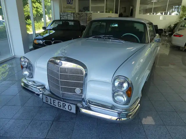 Mercedes-Benz 250 SE Coupe W 111 * Automatik * Leder * Note 2