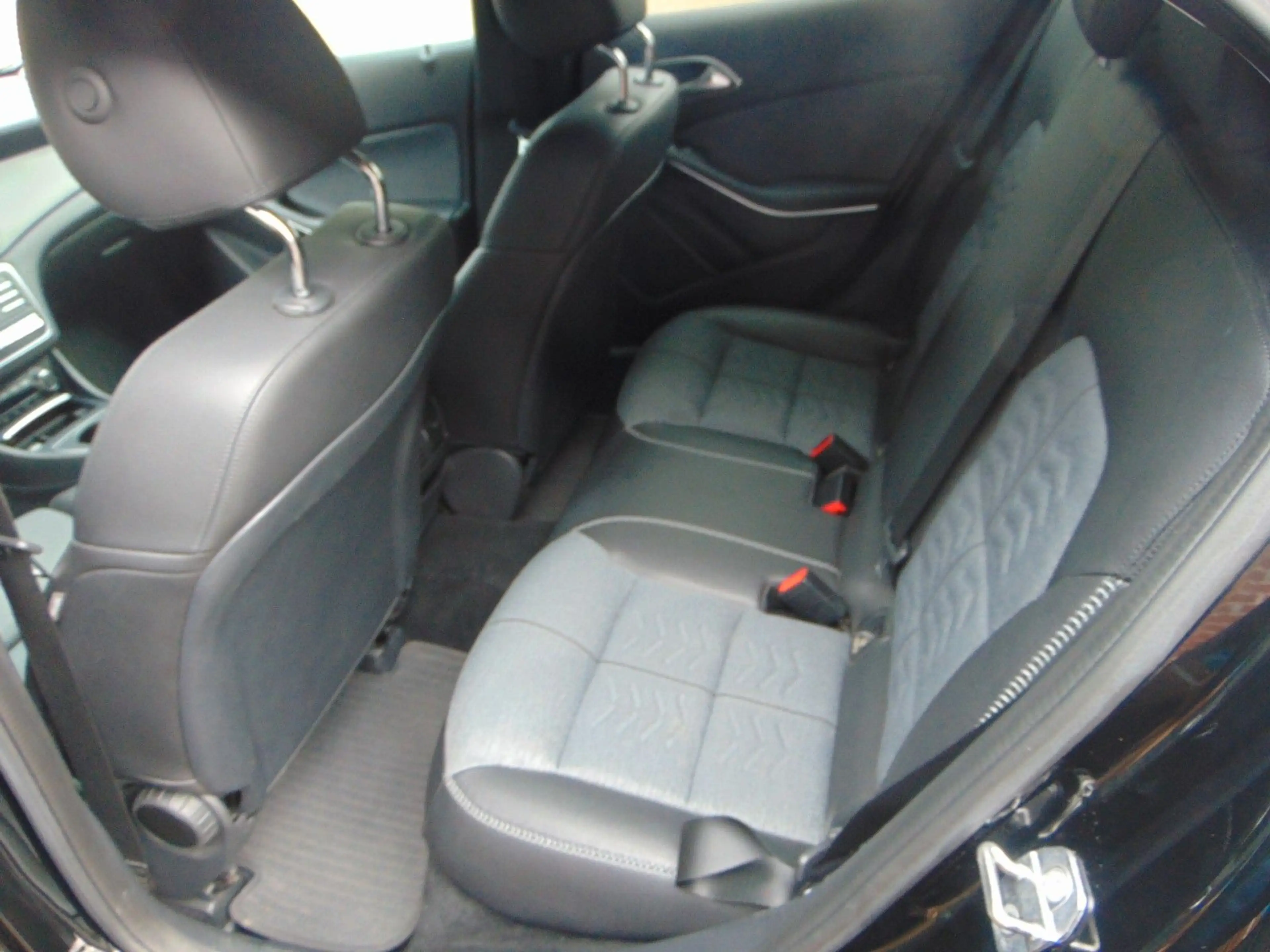 Mercedes-Benz GLA 220 GLA GLA 220 4Matic — photo 11