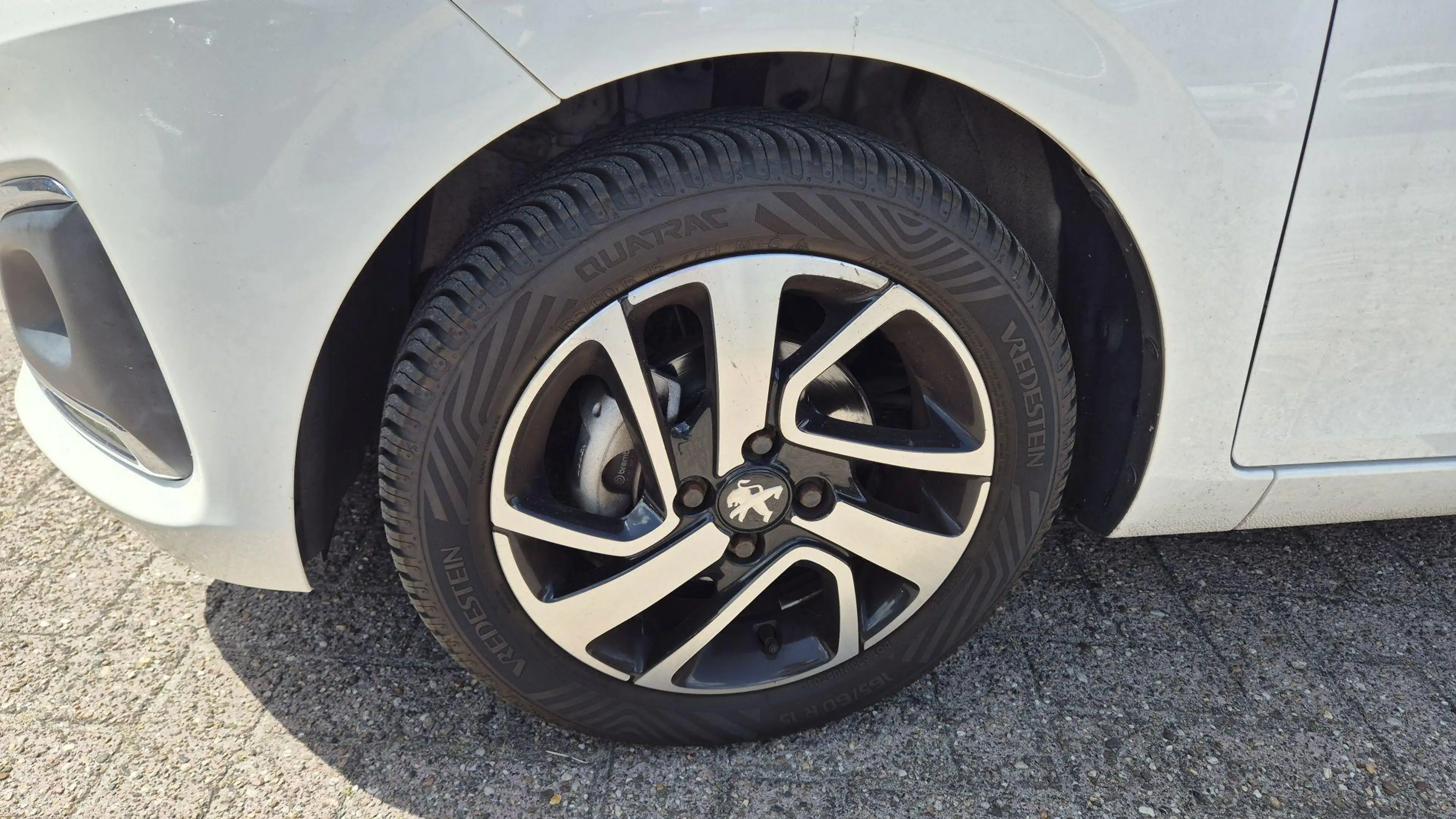Peugeot 108 1.0 e-VTi Allure | lederen bekleding | stoelverwar — photo 3
