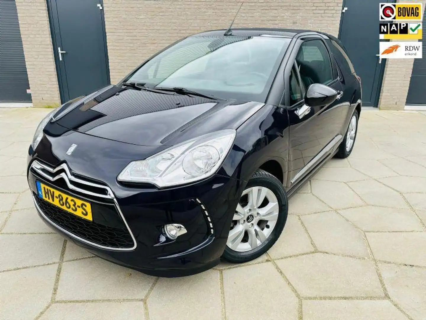 Citroen DS3 Cabrio 1.2 PureTech So Chic|Prachtige Cabrio|4 Nie Blauw - 1