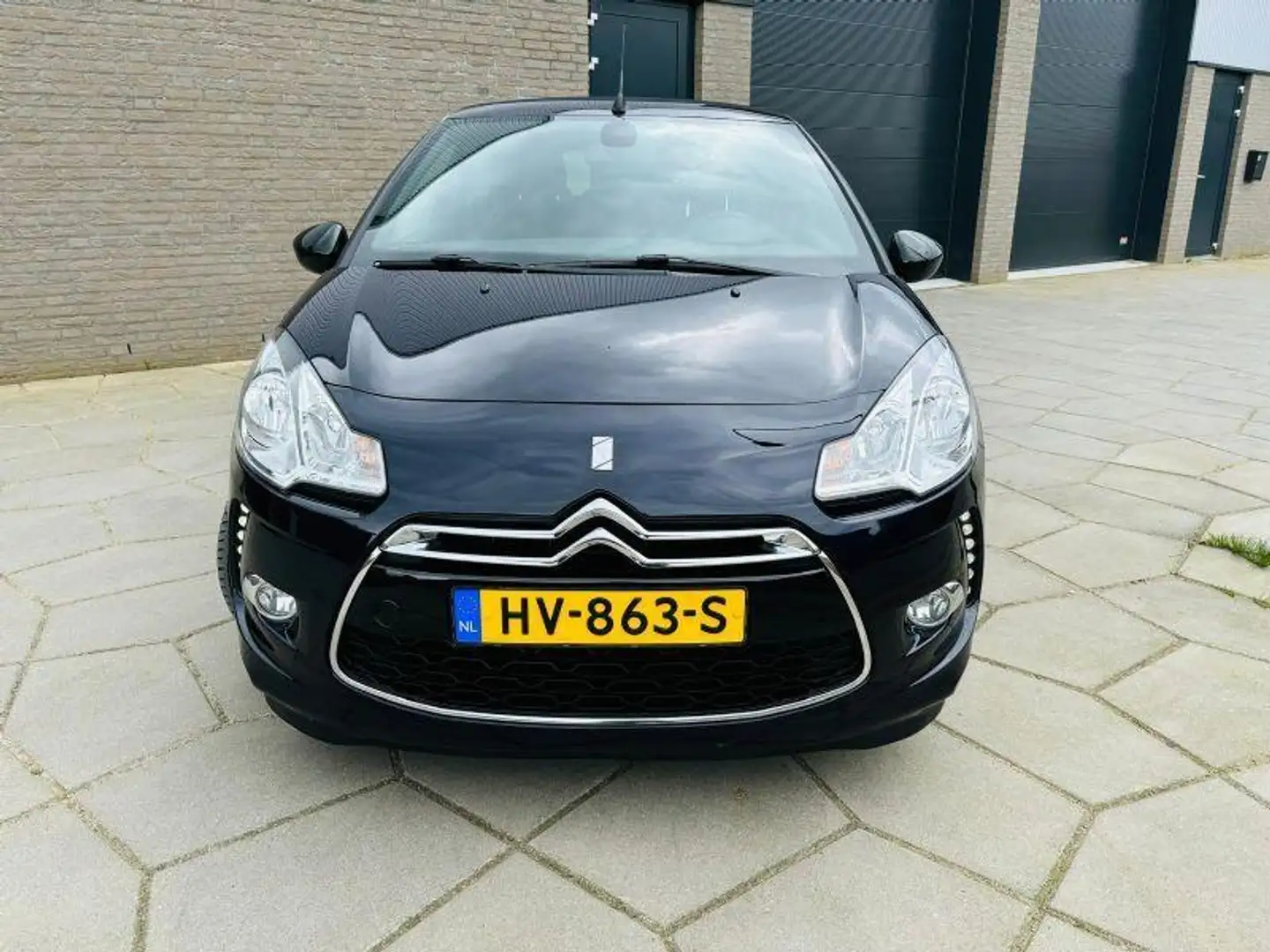 Citroen DS3 Cabrio 1.2 PureTech So Chic|Prachtige Cabrio|4 Nie Blauw - 2