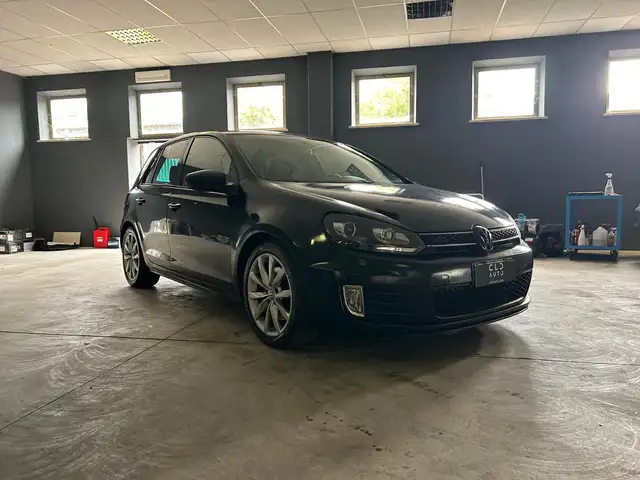Volkswagen Golf view 5