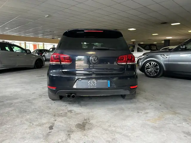 Volkswagen Golf view 3