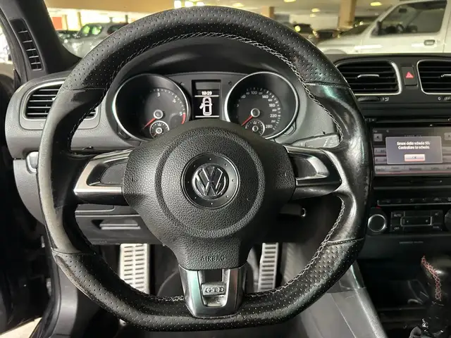 Volkswagen Golf view 10