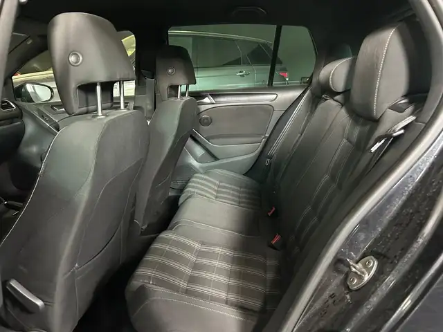 Volkswagen Golf view 7