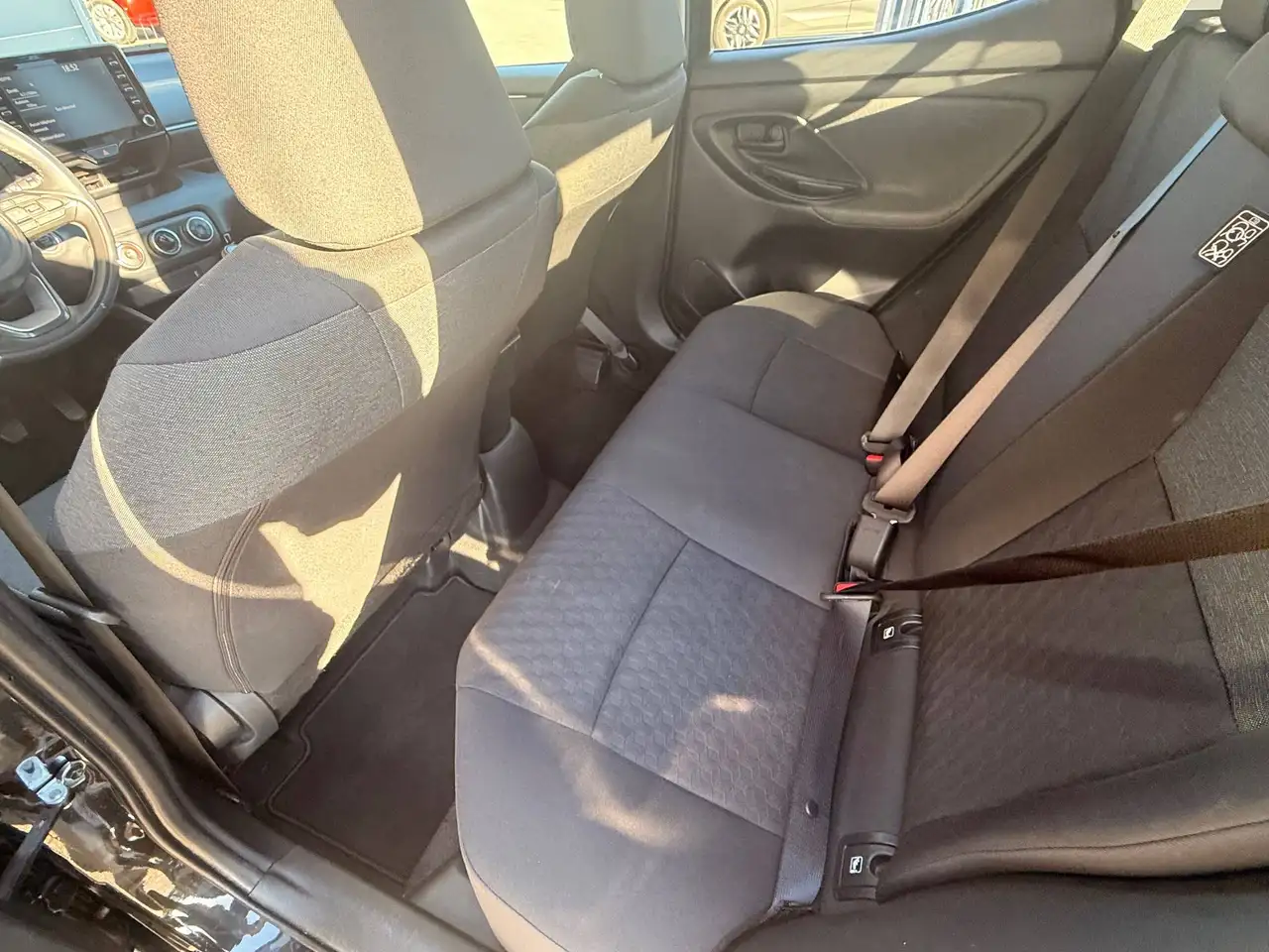 Toyota Yaris Yaris — photo 6