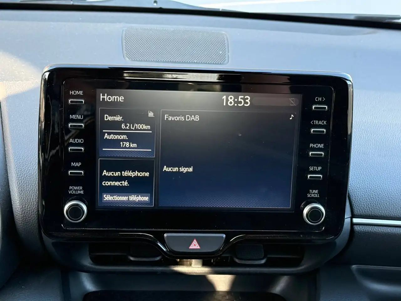 Toyota Yaris Yaris — photo 11