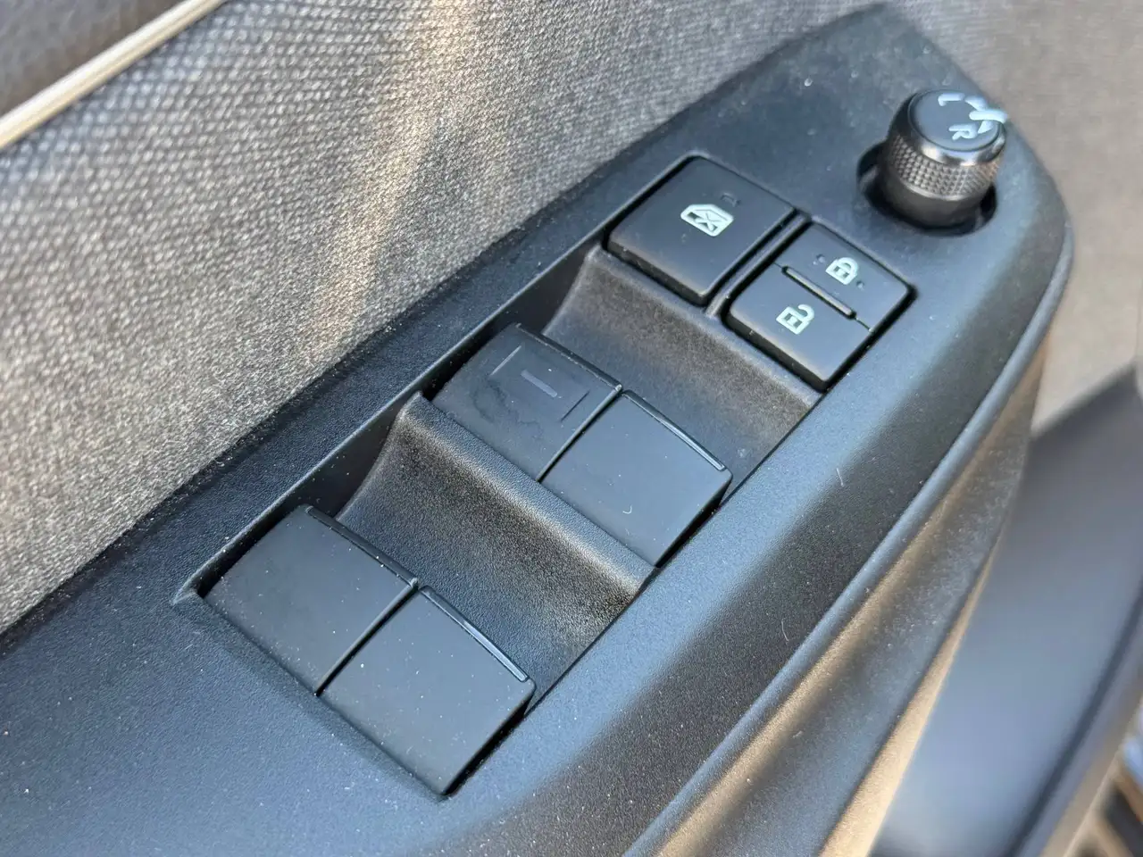 Toyota Yaris Yaris — photo 9
