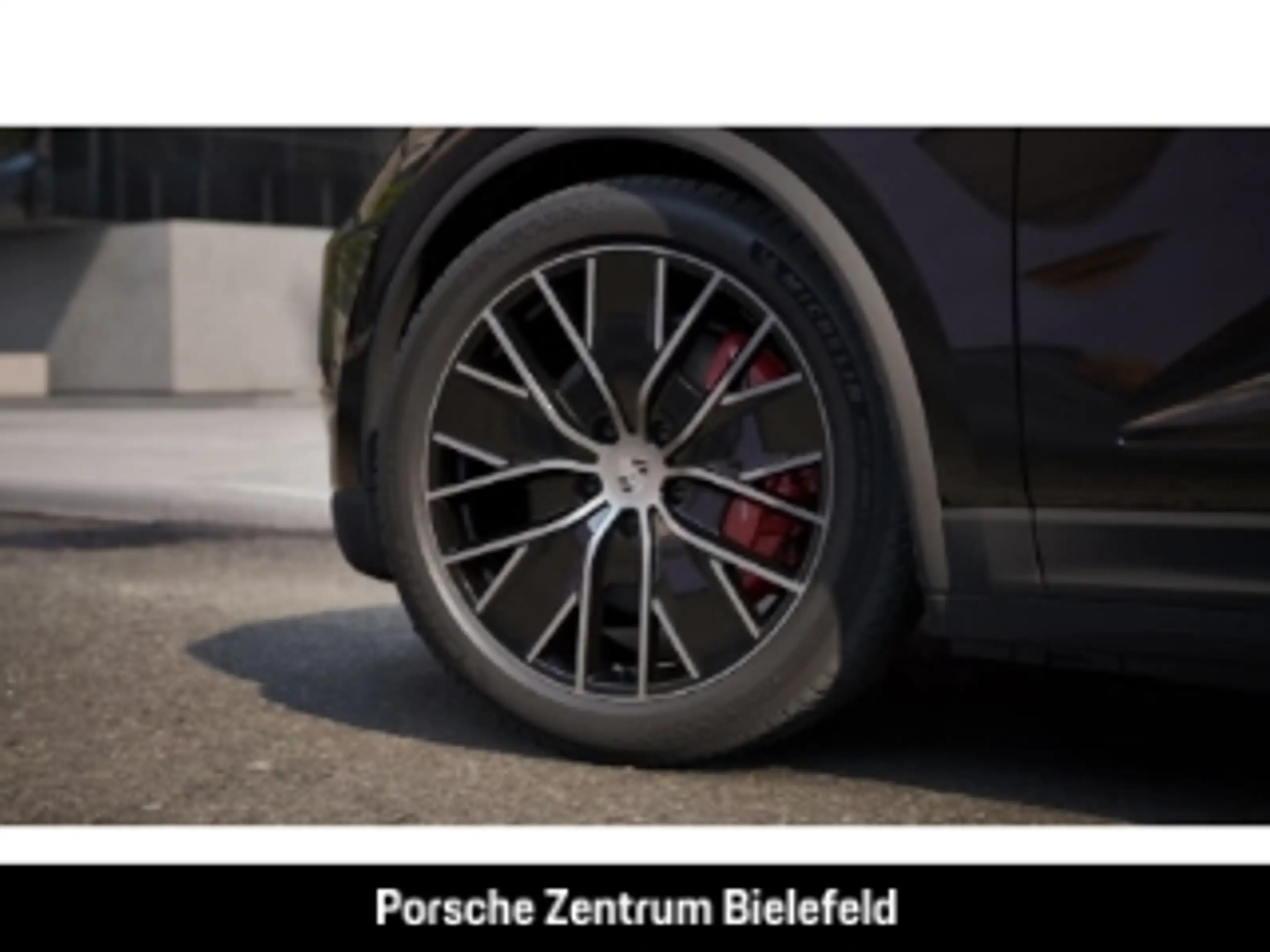 Porsche Macan 4S HA-Lenkung BOSE Luftfederung 21-Zoll — photo 2
