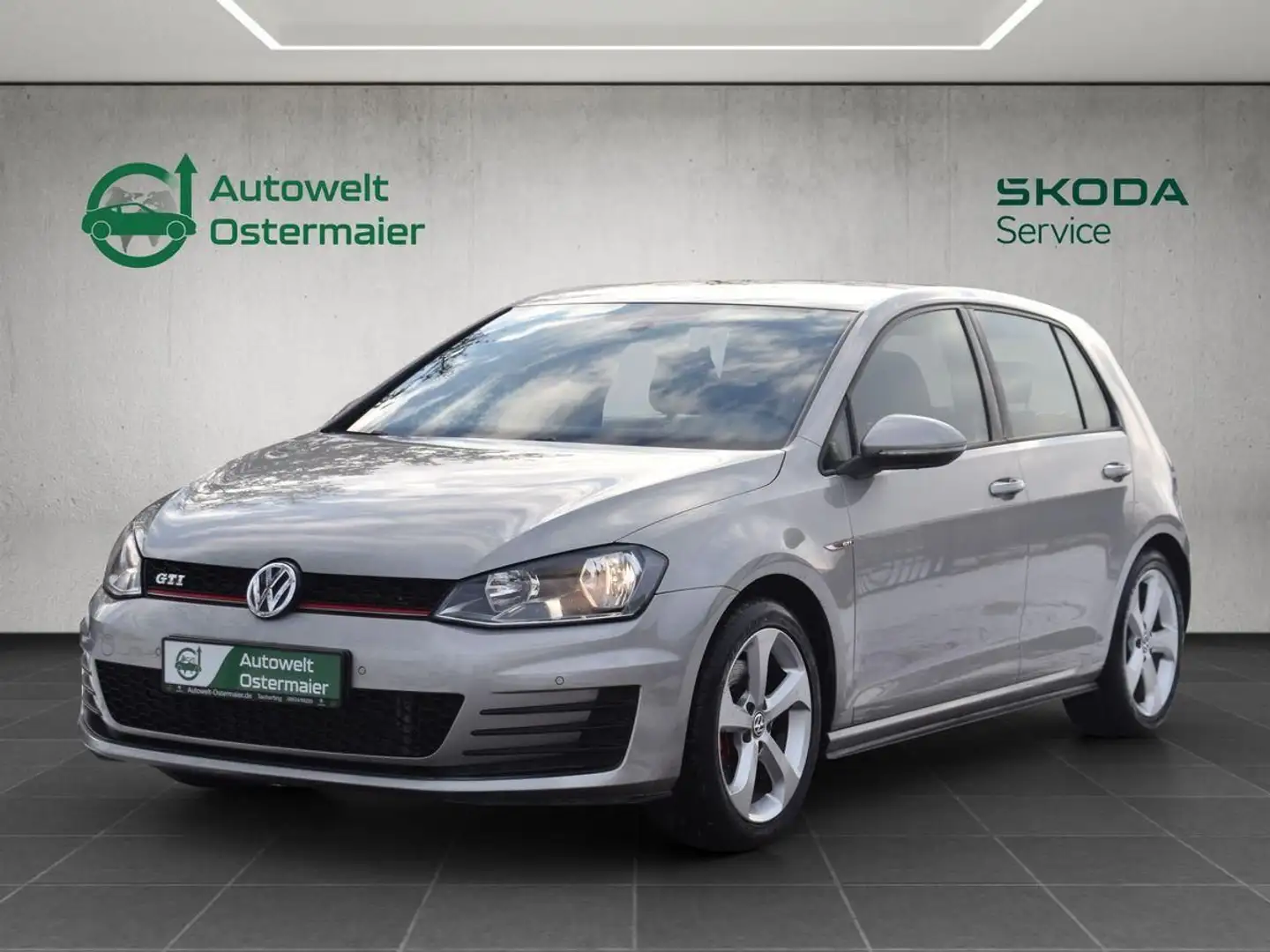 Volkswagen Golf GTI 2.0 TSI*6-Gang*Navi*AHK*Mufulenkr.* Silber - 1