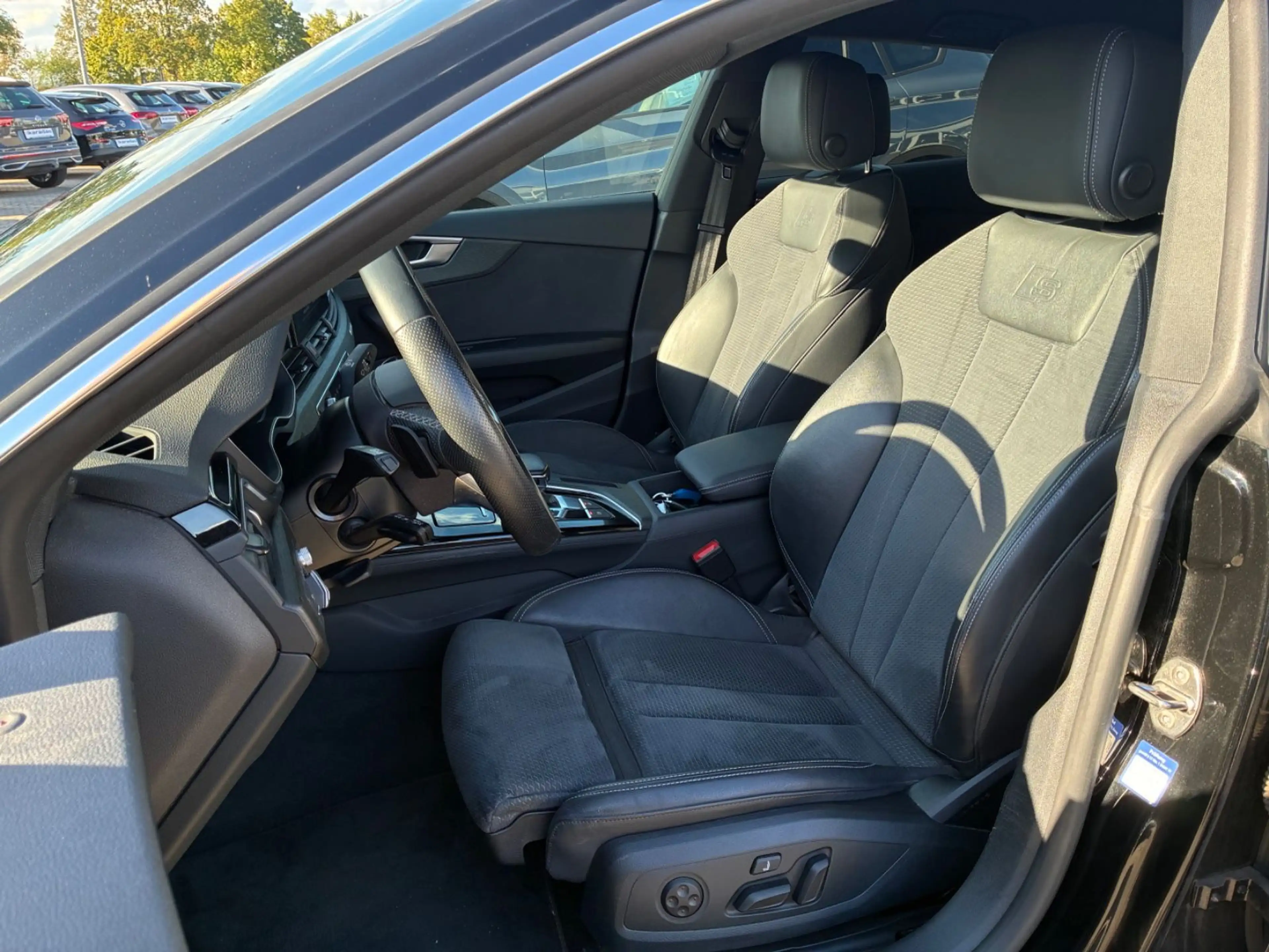 Audi A5 Sportback 40 TDI quattro S Line/AUT/KAM/PDC — photo 8