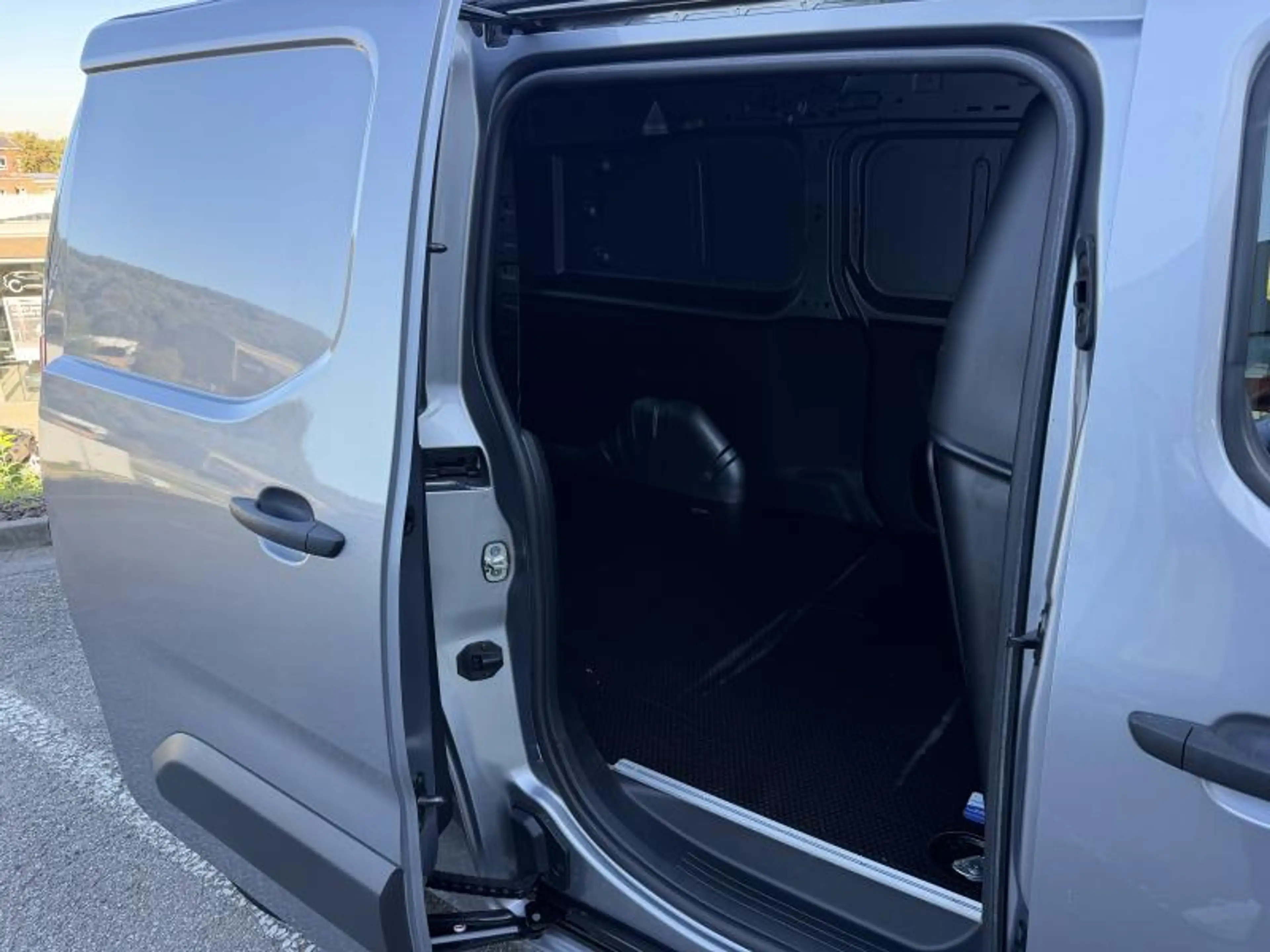Toyota Proace City Comfort — photo 15