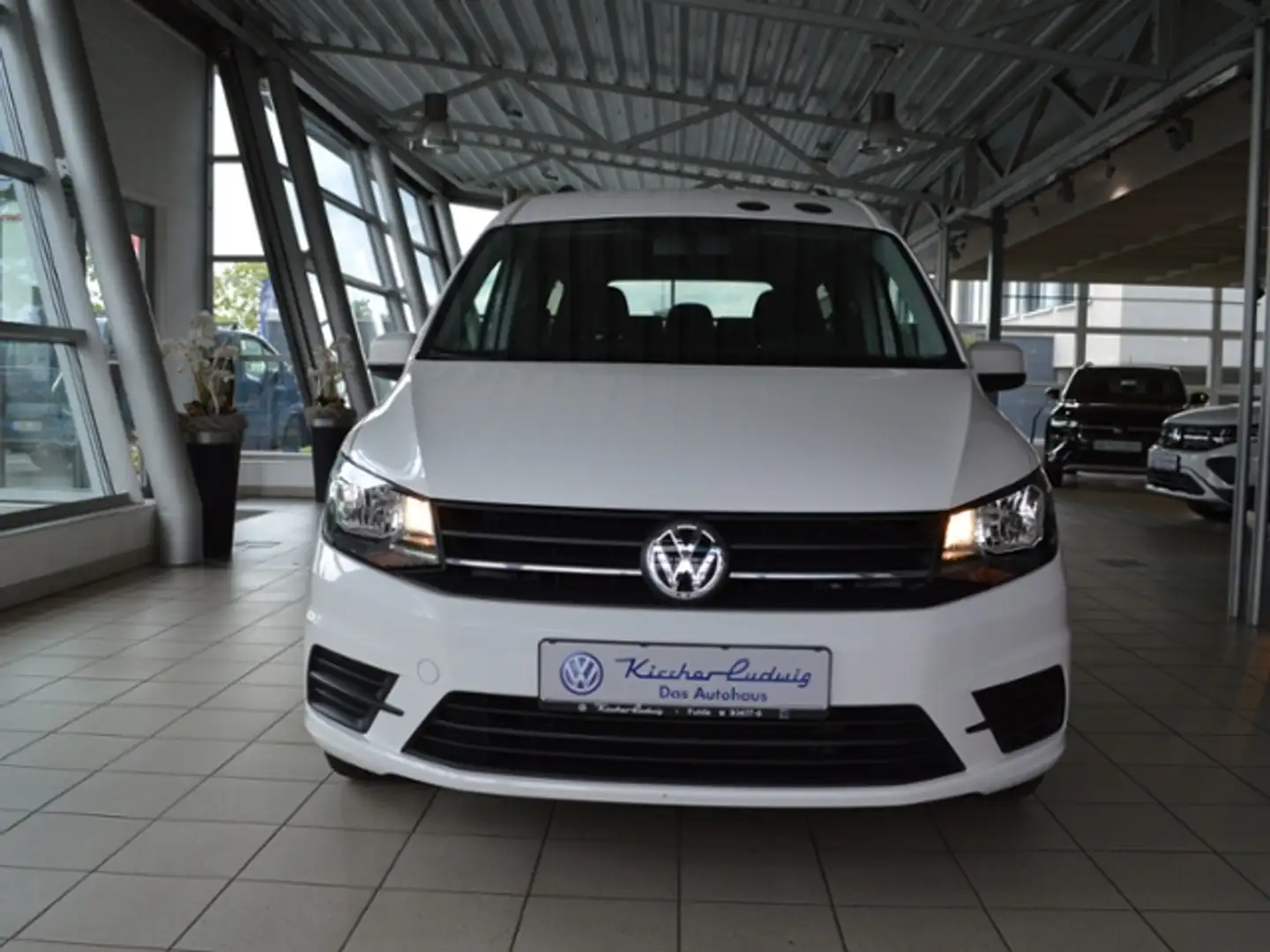 Volkswagen Caddy 1,4 TSI DSG Trendline NAVI KLIMA 7 Si Blanc - 2