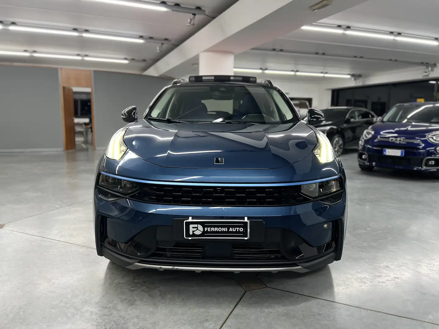 Lynk & Co 01 01 1.5 td phev auto Bleu - 2