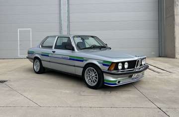 E21 323i