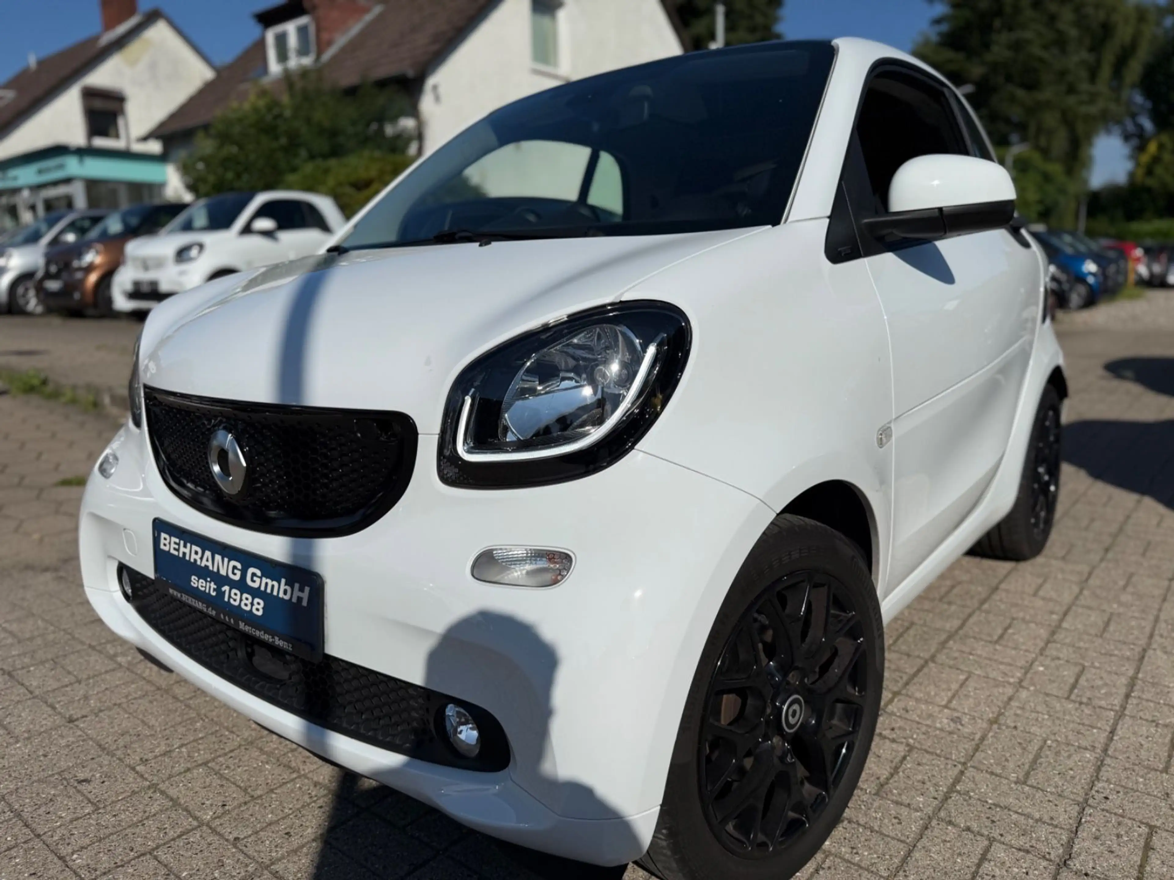 smart forTwo PRIME*SPORTPAKET+90PS*PANO*NAVI*LED* — photo 9