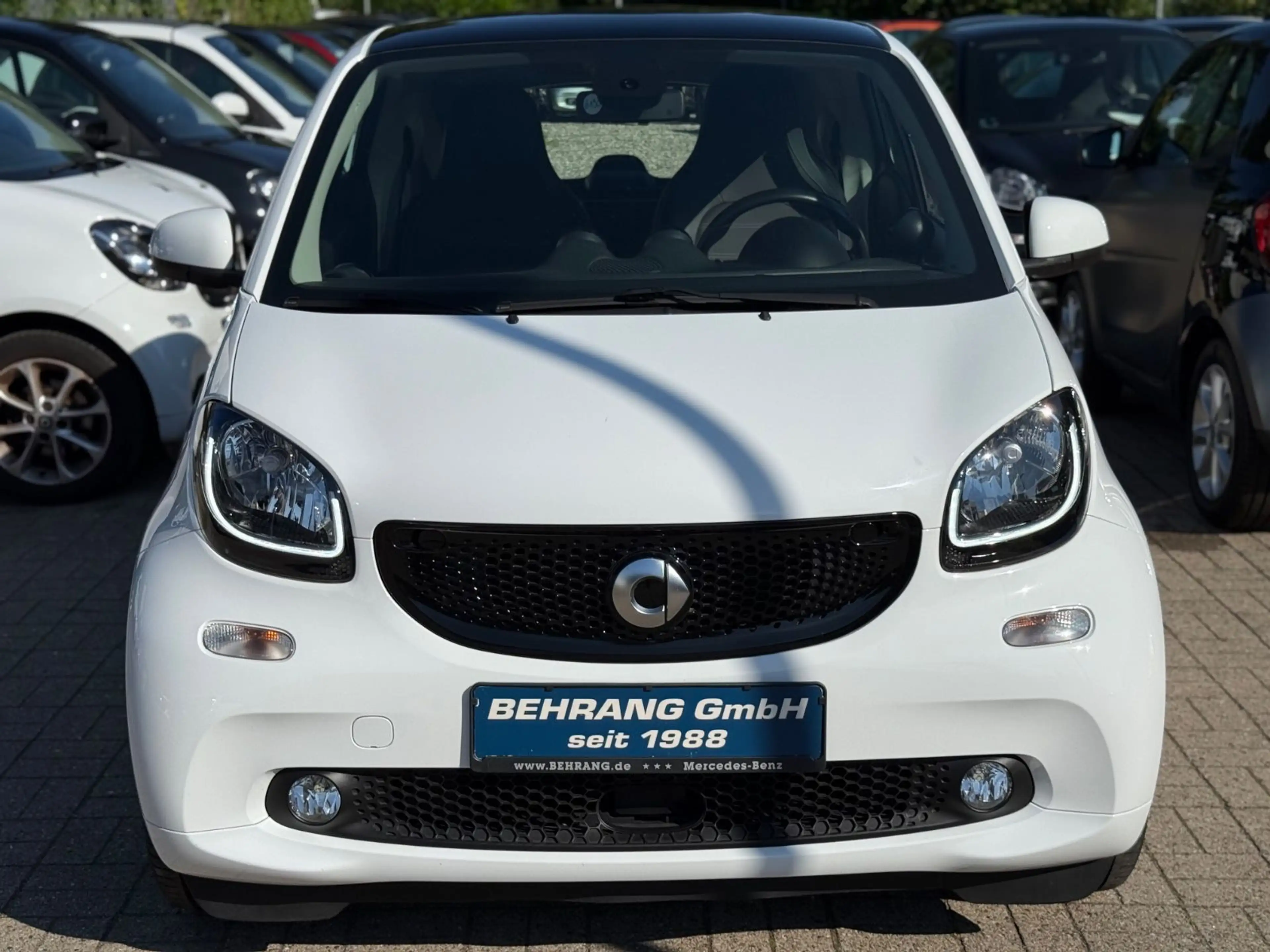 smart forTwo PRIME*SPORTPAKET+90PS*PANO*NAVI*LED* — photo 10