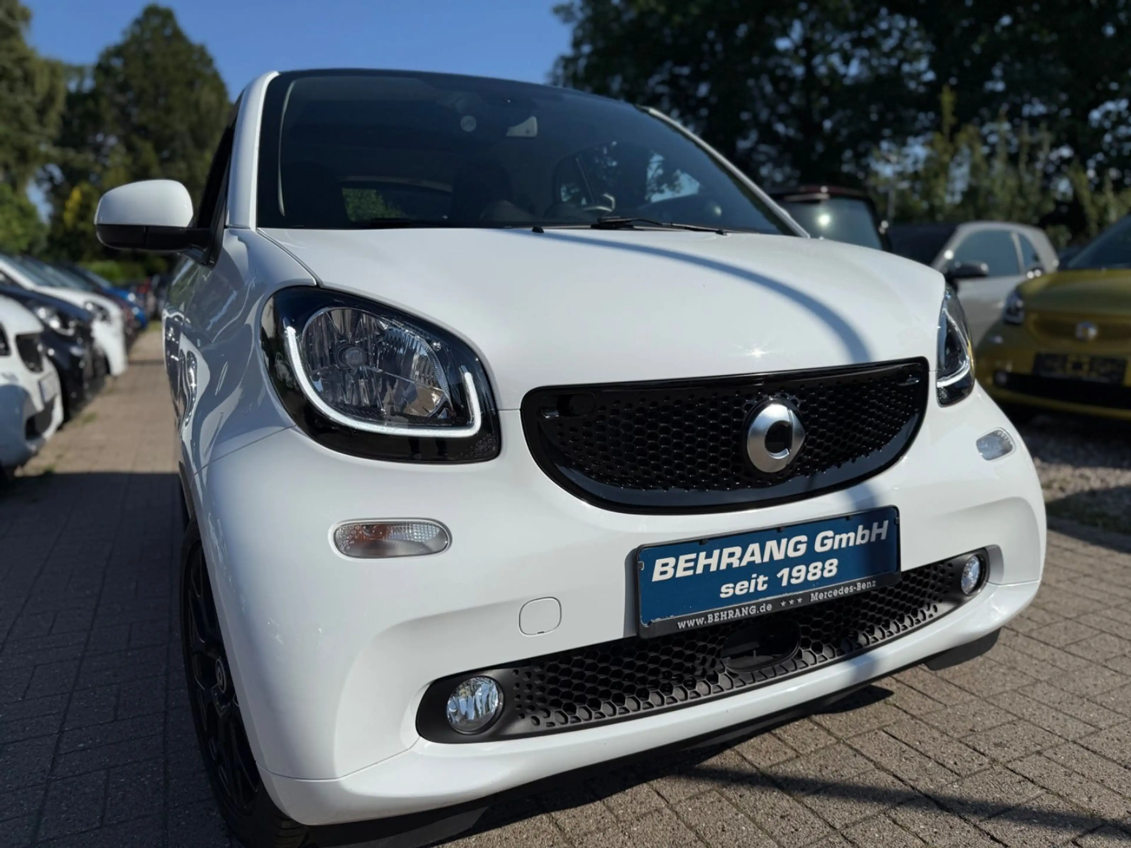 smart forTwo PRIME*SPORTPAKET+90PS*PANO*NAVI*LED* — photo 6