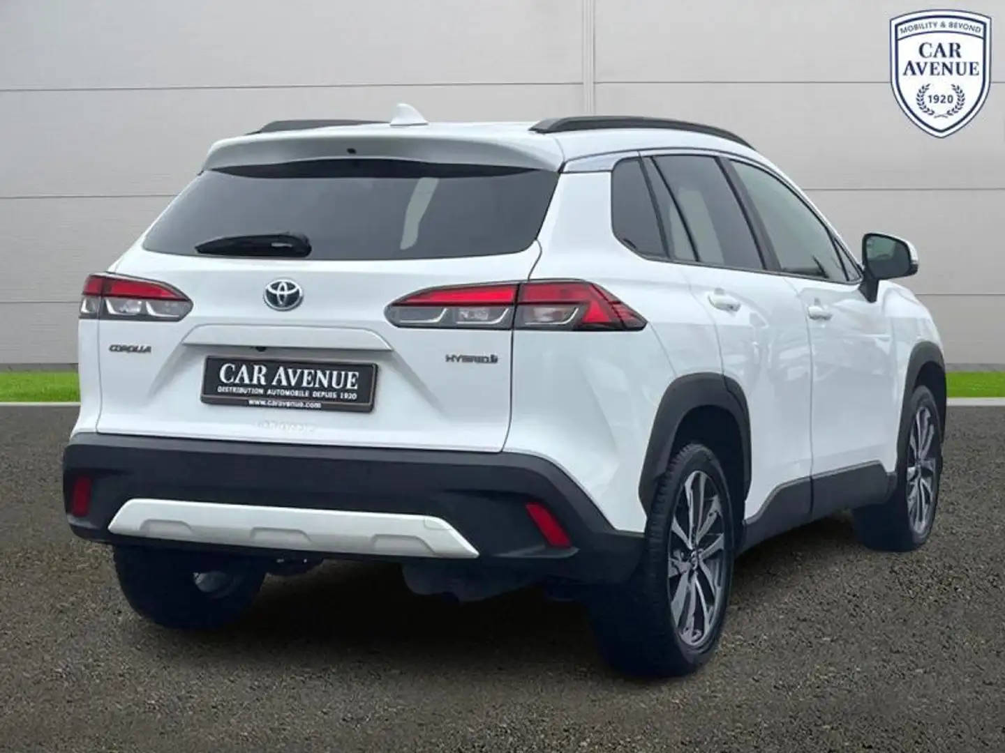 Toyota Corolla Cross STYLE Blanc - 2