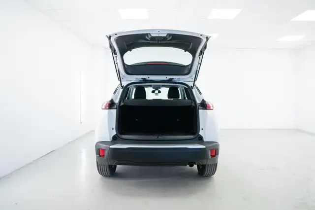 Peugeot 2008 view 13