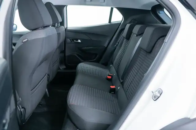 Peugeot 2008 view 7