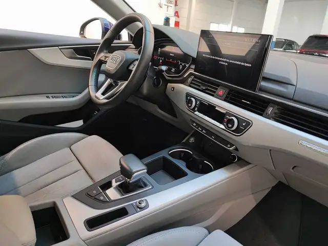 Audi A5 view 11