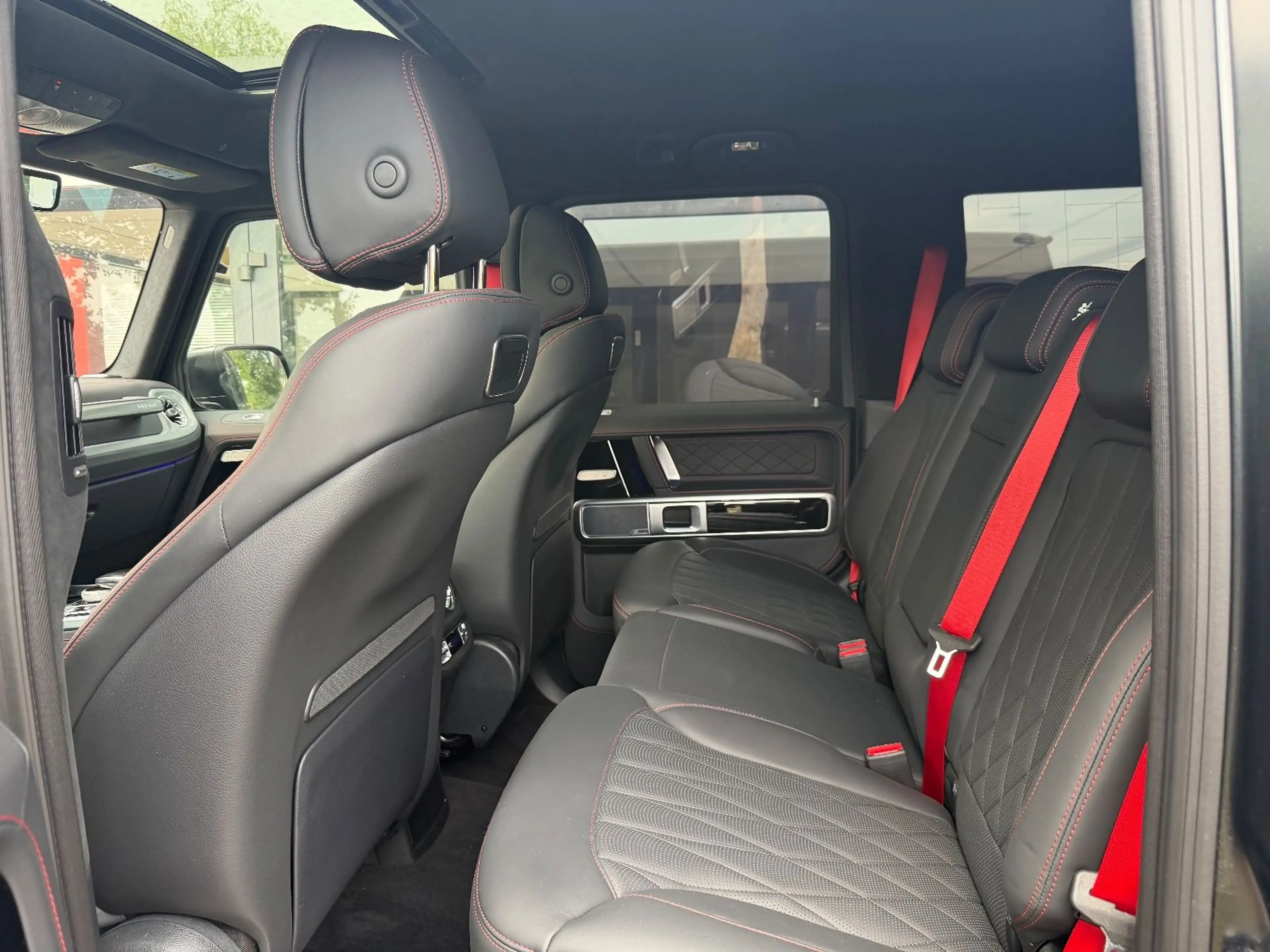 Mercedes-Benz G 63 AMG 4x4 / Carbon / Superior — photo 15