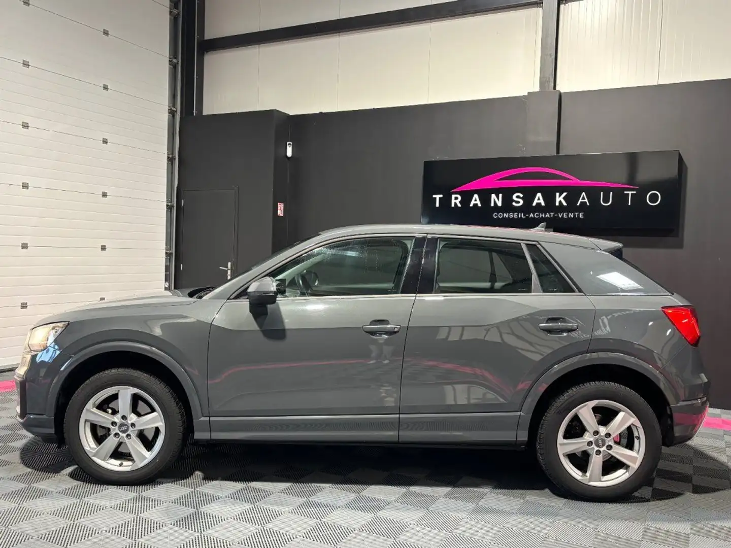 Audi Q2 1.6 TDI 116 ch BVM6 Sport Gris - 2