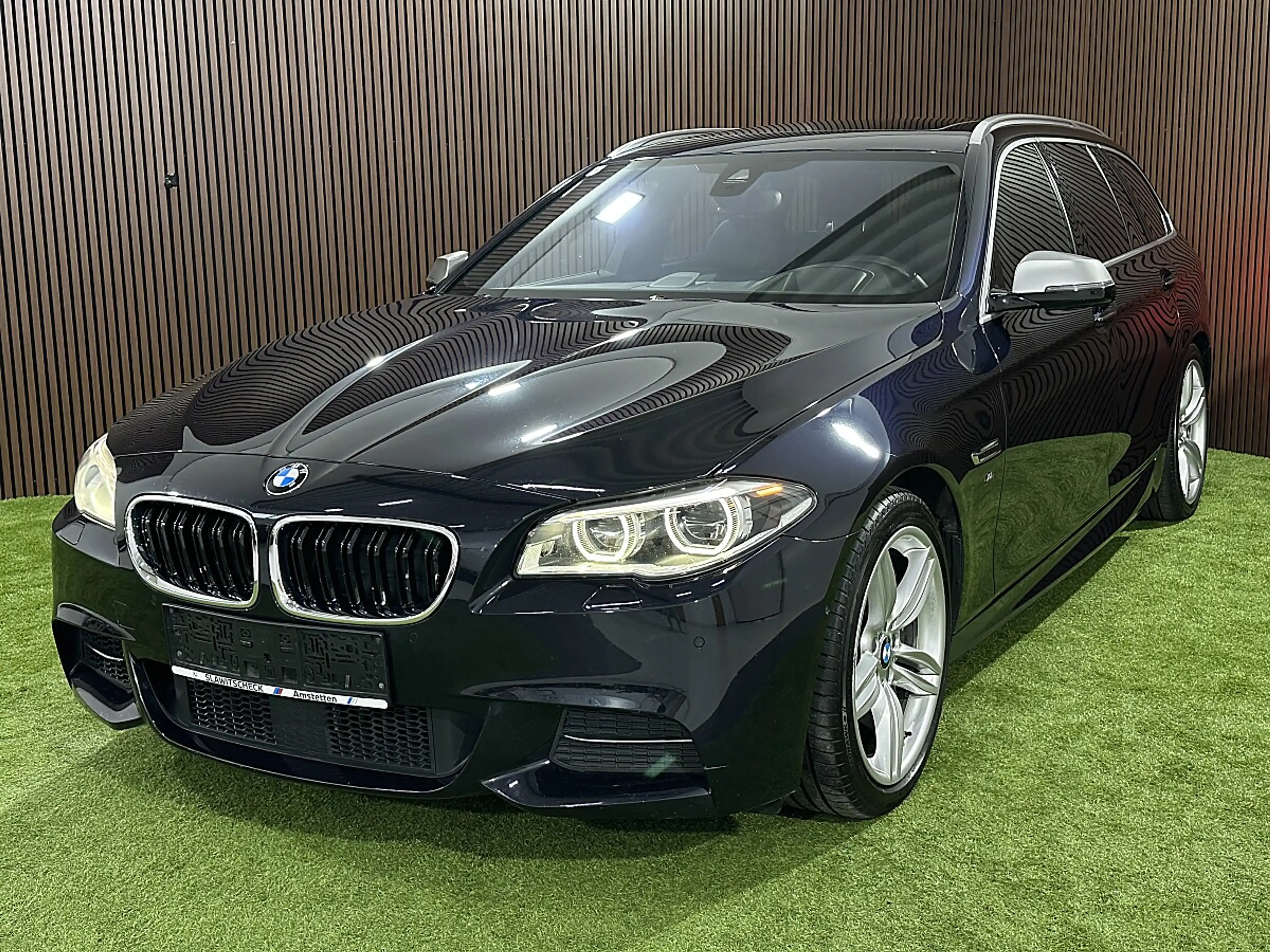 BMW M550 d xDrive Österreich-Paket Touring Aut. *M-Sport... — photo 6