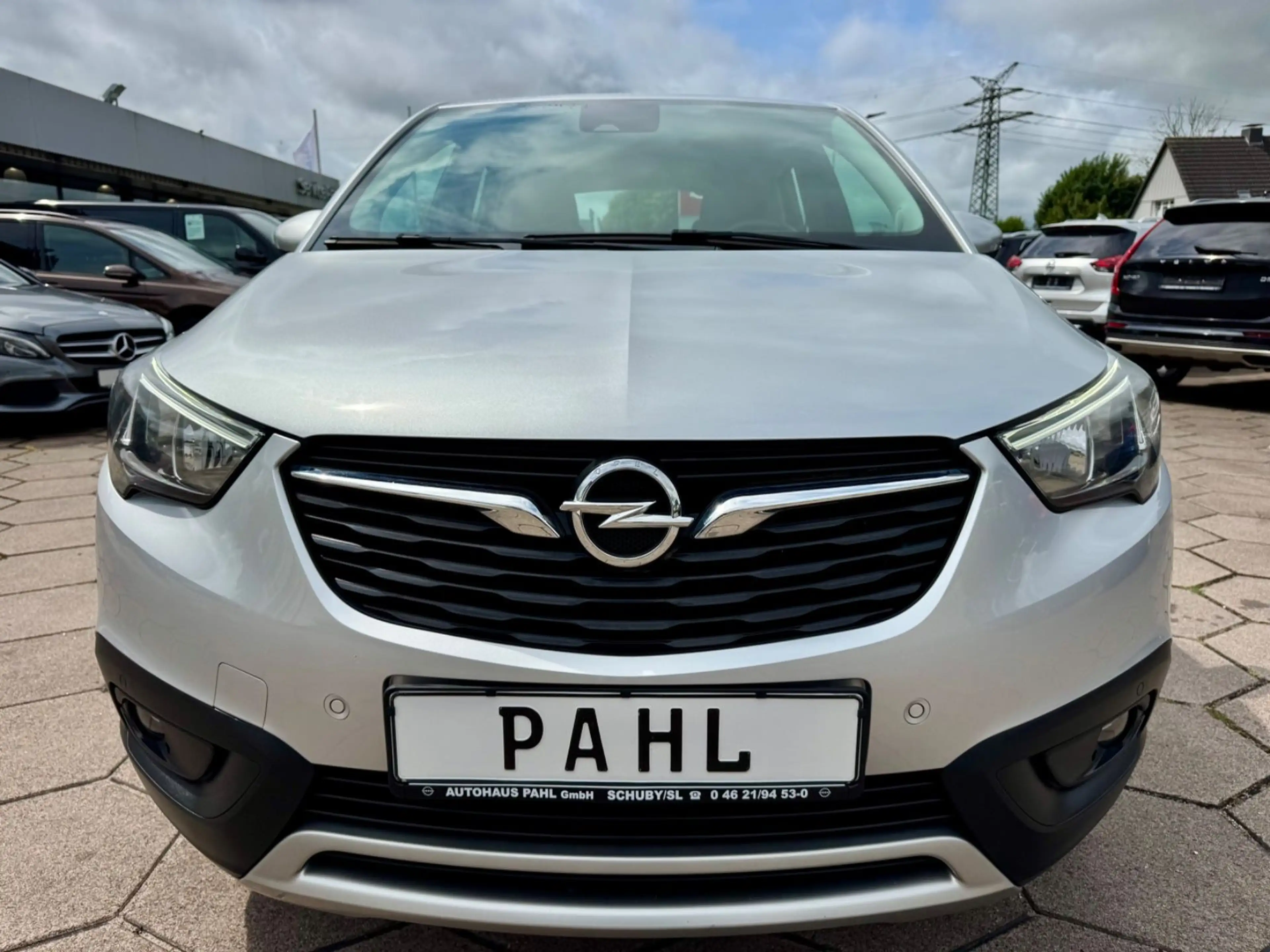 Opel Crossland X 1.2 Automatik Innovation — photo 2