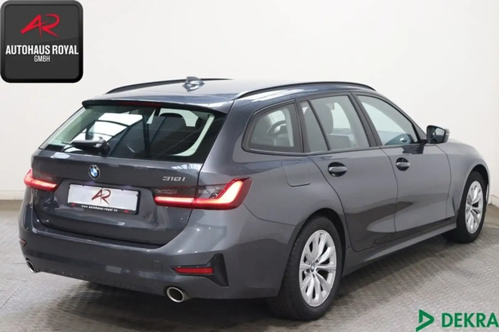 BMW 318 i T ADVANTAGE METALLIC,NAVI,SCHECKHEFT,ALARM Szürke - 2