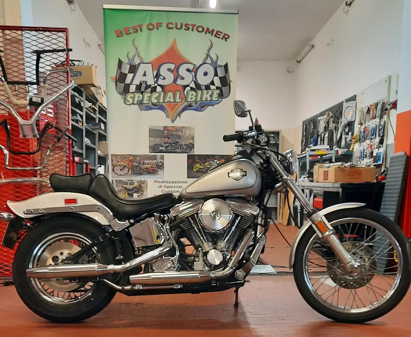 Harley-Davidson FXST Plateado - 1