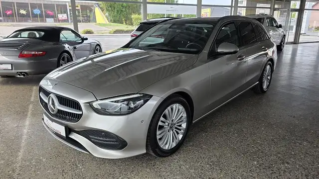 Mercedes-Benz C 180 Pano*LED*Nav*Kam+Park*TM*SH*Spur*Tot